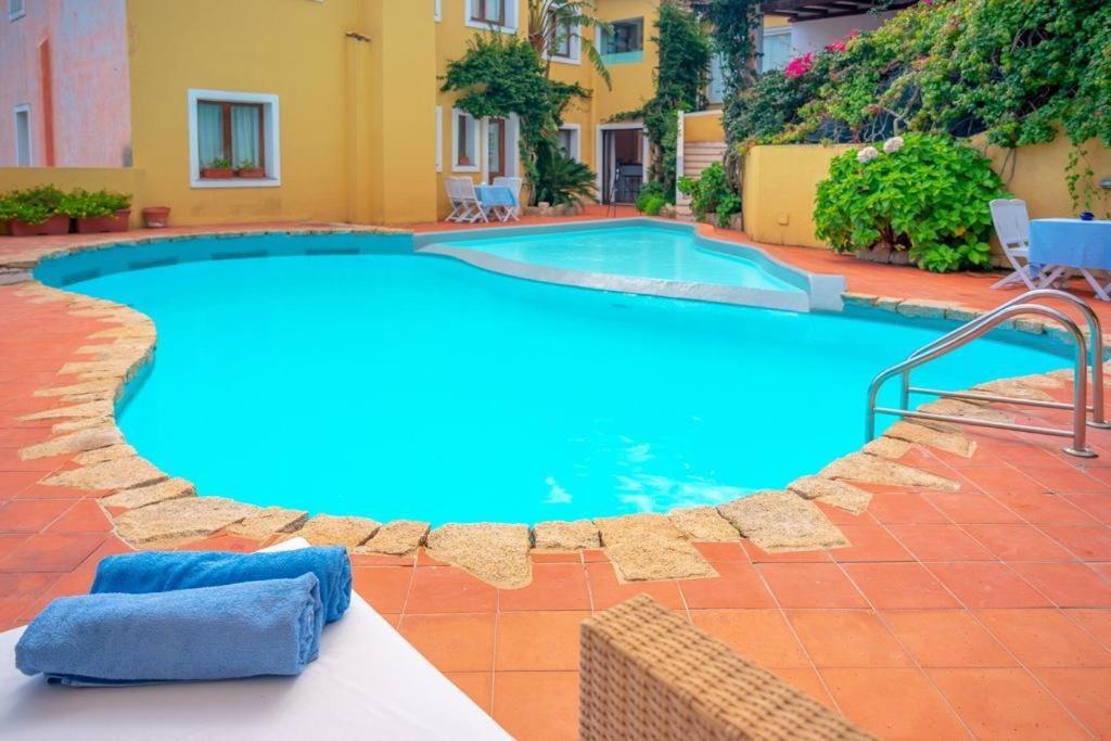 Boutique Hotel Sant'Andrea & Relais سان بانتاليو المظهر الخارجي الصورة